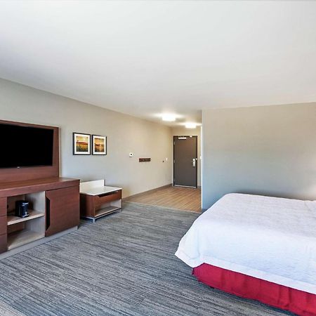 Hampton Inn Gardner Exteriör bild