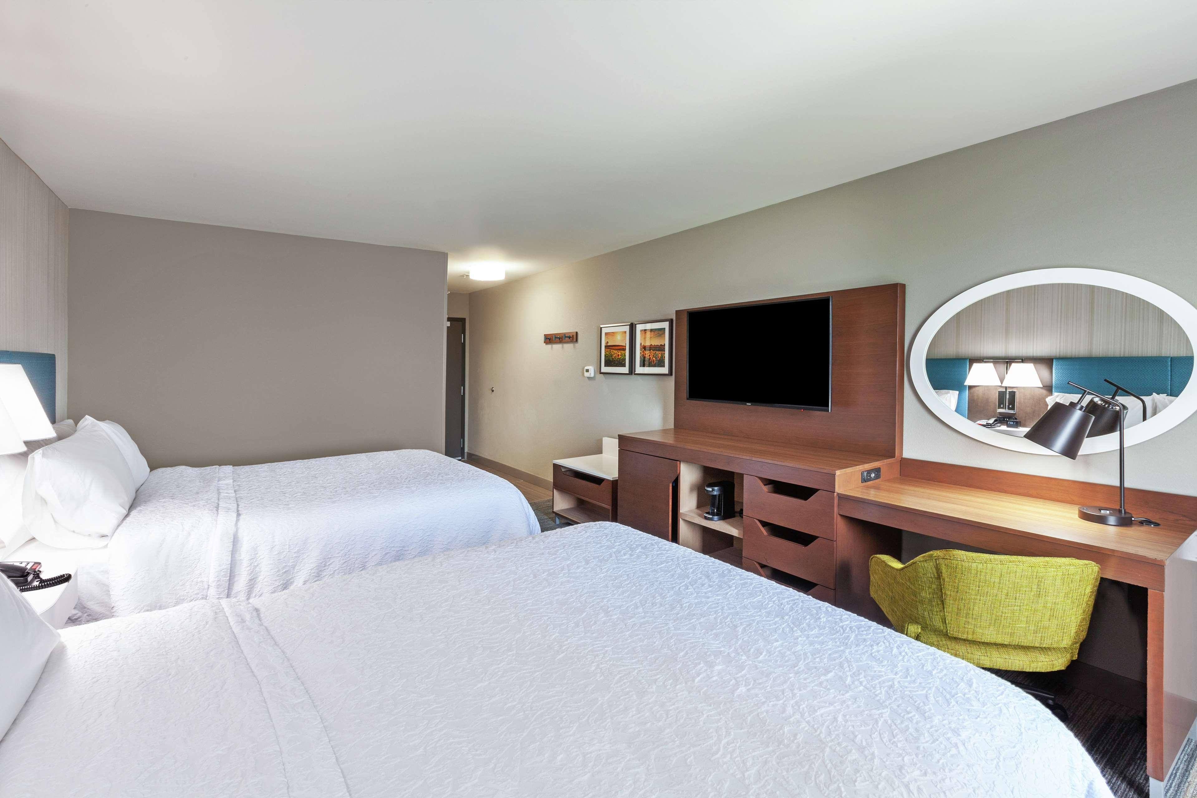 Hampton Inn Gardner Exteriör bild