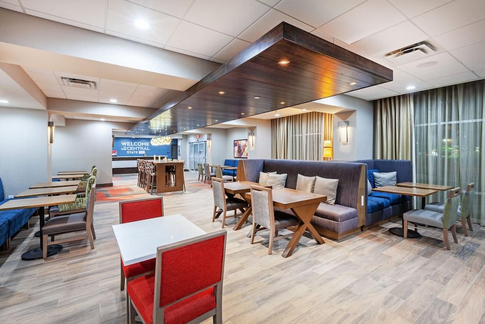Hampton Inn Gardner Exteriör bild